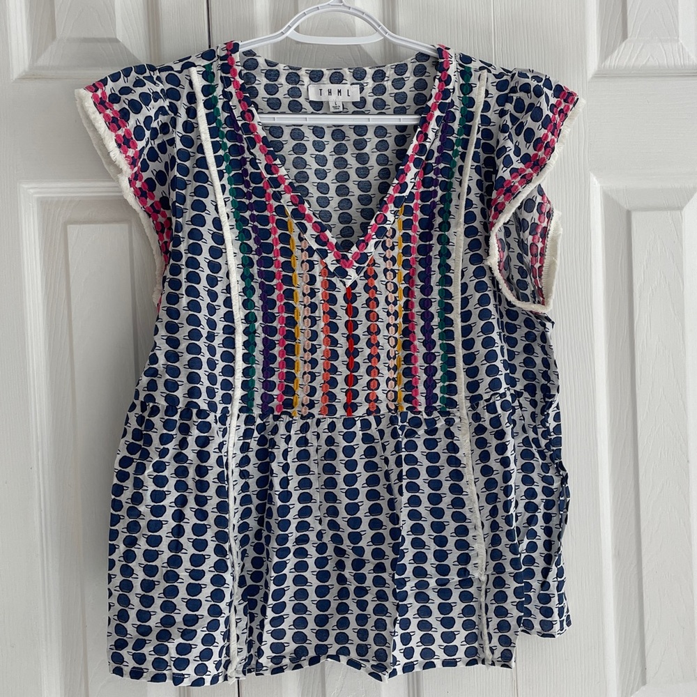 THML Sz L White Navy Dot V-Neck Relaxed Peplum Blouse w Multicolor Embroidery